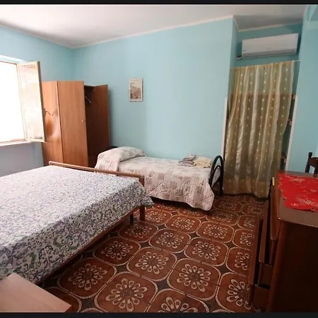 Holiday Apartments *